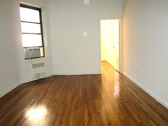 Rented by 4 Points Properties