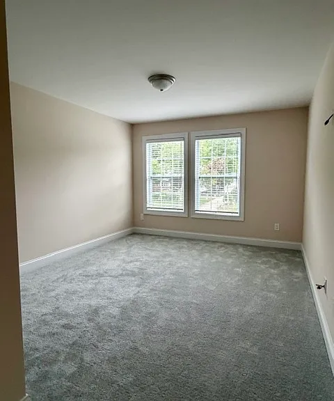 497 Carnation Dr — Photo 14