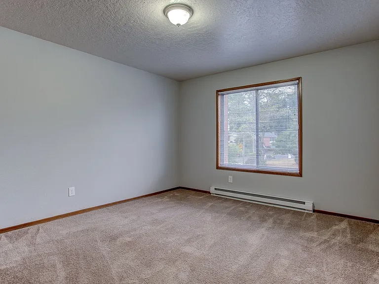 French Chateau Apartments — Photo 8