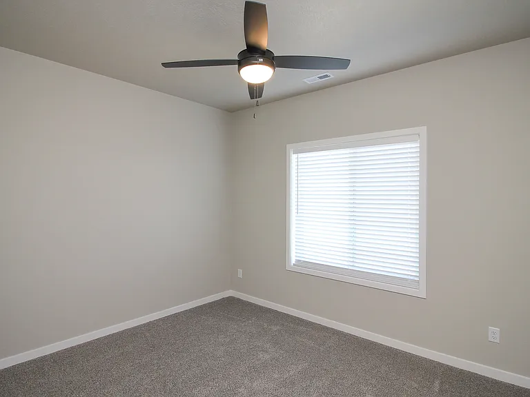 River Park Townhomes — Photo 15