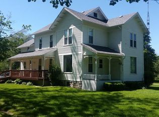 2760 Milnes Rd, Hillsdale, MI 49242