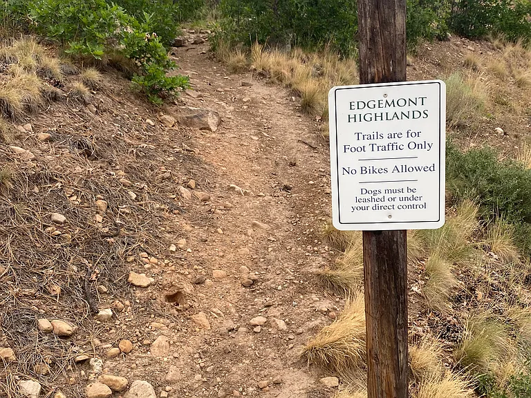 Almost 15 miles of private neighborhood trails