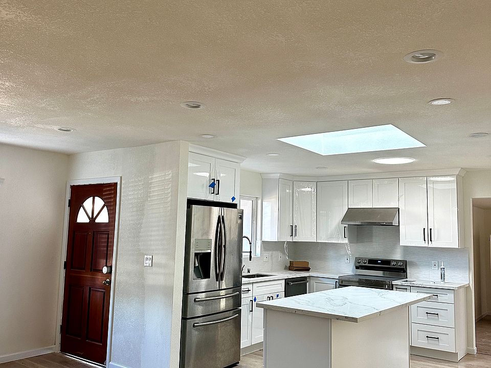 1st image of 3510 Earl Dr