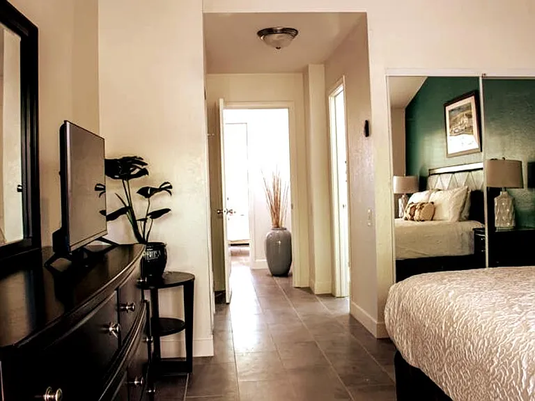 945 S Nueva Vista Dr — Photo 17