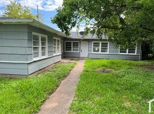 1733 W 7th St, Freeport, TX 77541