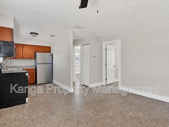 2nd image of 58 W 27th St #2