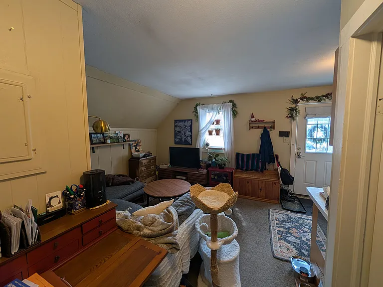 73 Highland St — Photo 7