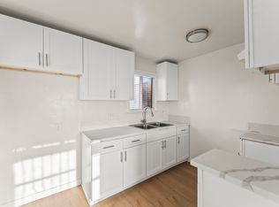 8008 S New Hampshire Ave #8008, Los Angeles, CA 90044