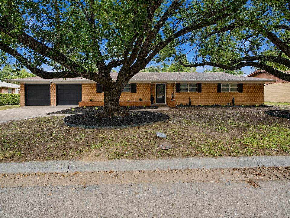 1st image of 1389 N Wildwood Dr