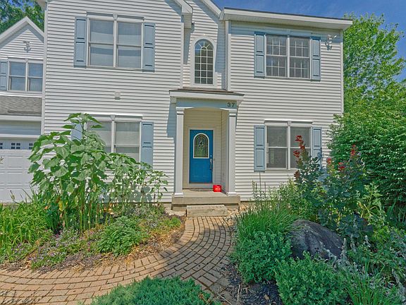 4th image of 37 Summerlin Dr