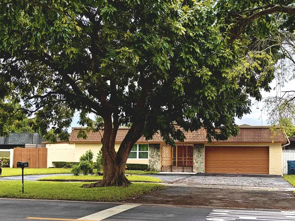 13500 SW 96th St, Miami, FL 33186