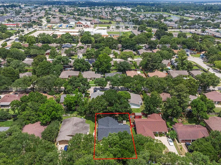 3902 Marywood Dr — Photo 42