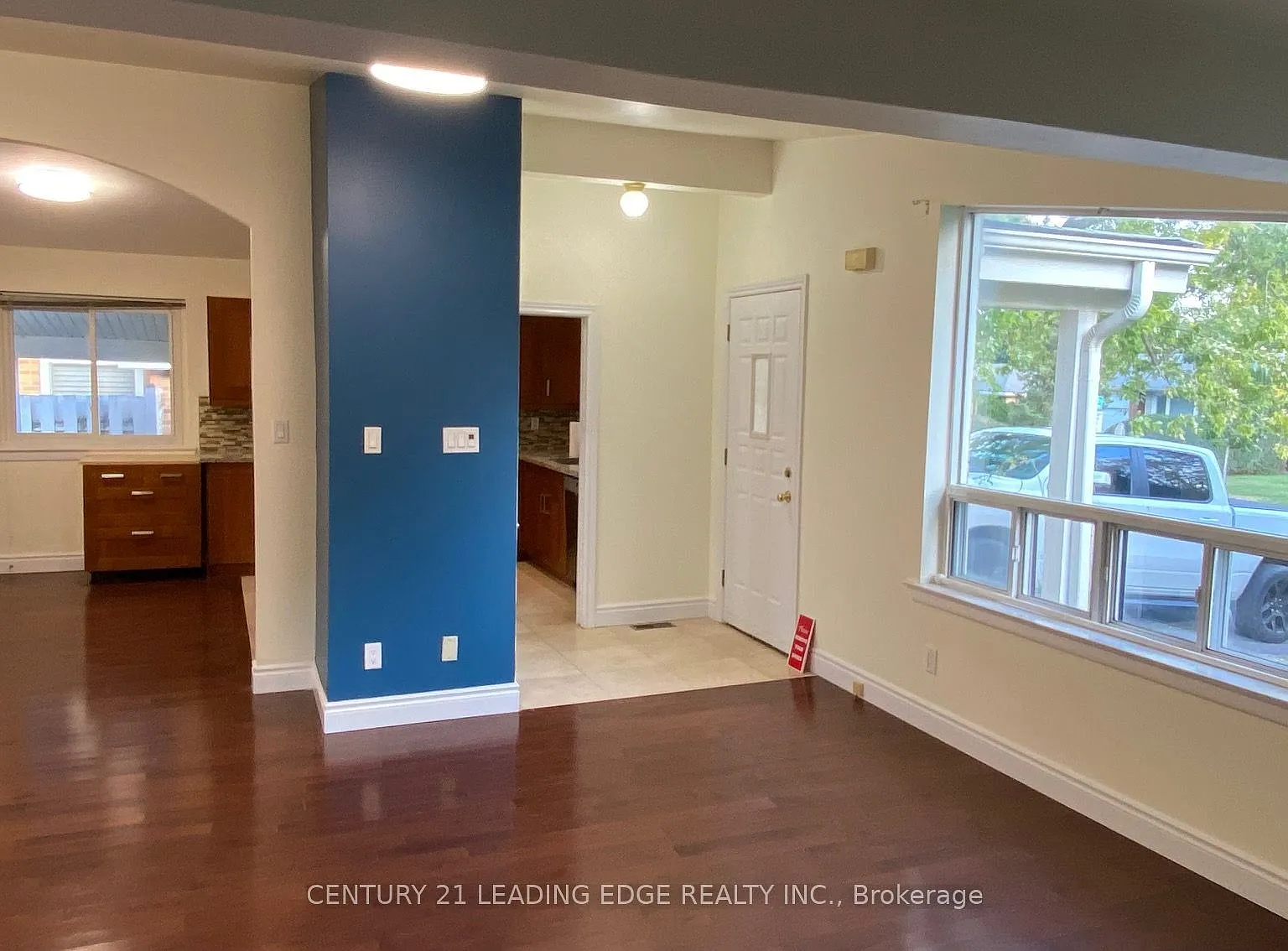 3 bed, $2,980 — Photo 3