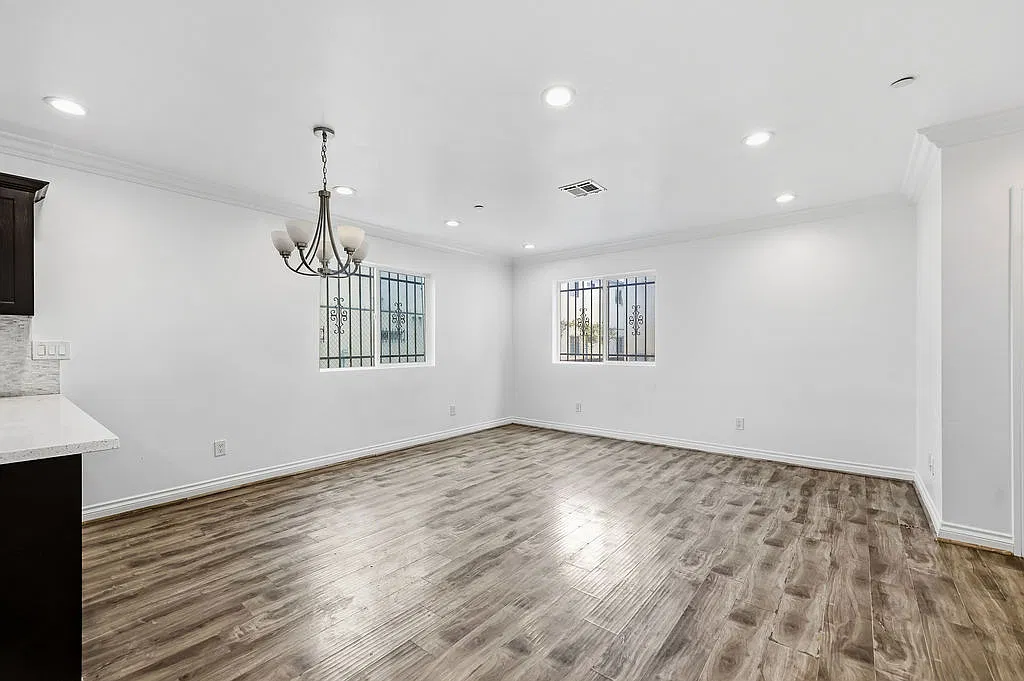 4 bed, 1501 sqft, $4,050 — Photo 4