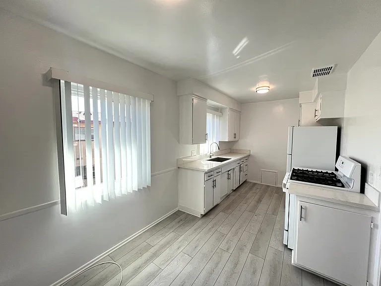 MLK Blvd Apartments — Photo 50