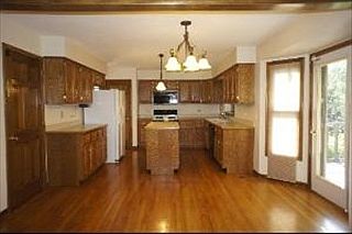 4th image of 2330 Waterbury Cir