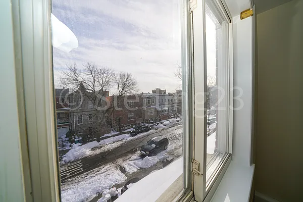 Rented by Sterling Realty Solution Inc | media 9