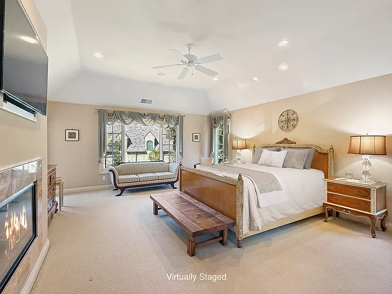 1526 Hillview Dr — Photo 19