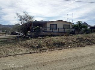 4490 N Smoketree Rd, Golden Valley, AZ 86413