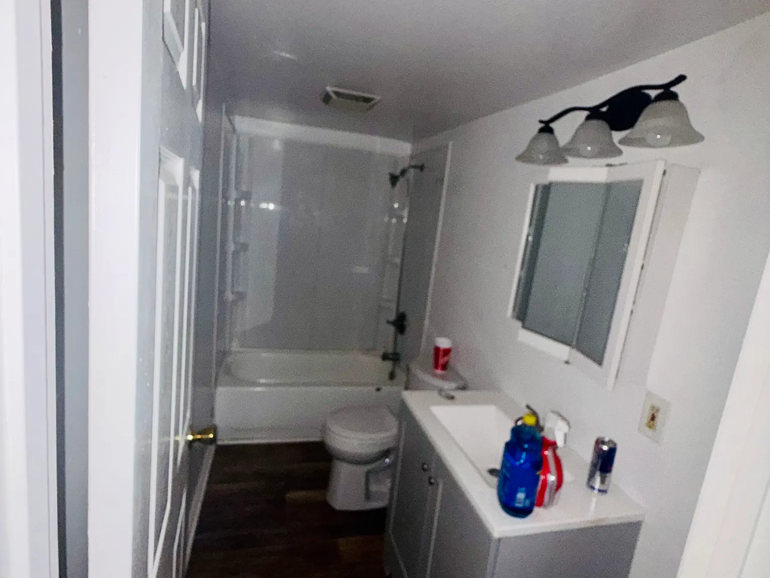 2 bed, 870 sqft, $995 — Photo 3