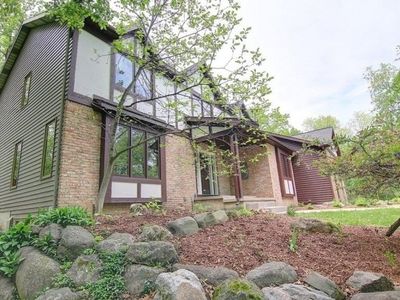 1545 Blue Heron Way, Oregon, WI, 53575