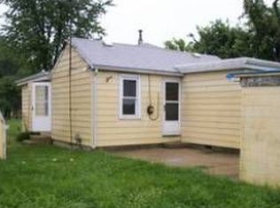 8624 National Rd, Brookville, OH 45309