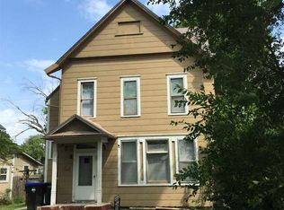 1198 SW Clay St, Topeka, KS 66604