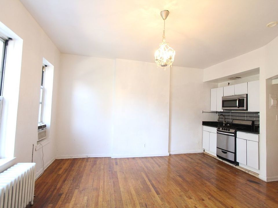 1st image of 206 W 132nd St #1FF
