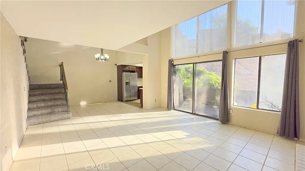 2 bed, 1292 sqft, $3,095 — Photo 2