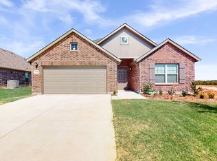 1329 Cedar Creek Ln, Crowley, TX 76036