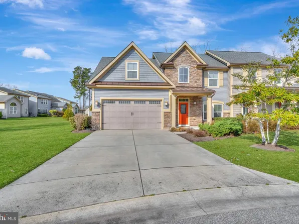 36451 Dog Leg Ct, Frankford, DE 19945