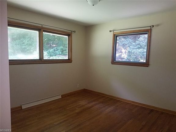 5th image of 2697 Sun Dr