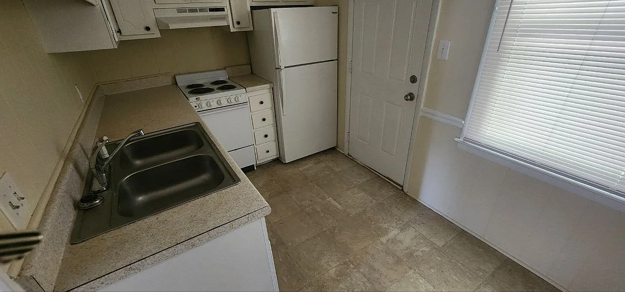 Vista Apartments - 1405- A4 (#) — Photo 2