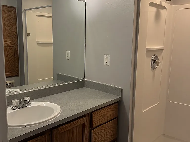 301 N State St #1 — Photo 8