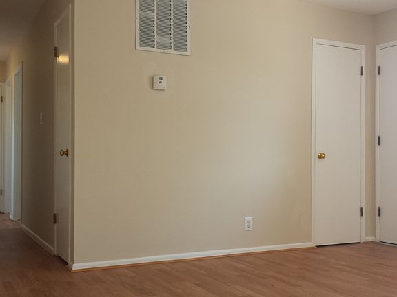 5th image of 1500 Oxford Ave