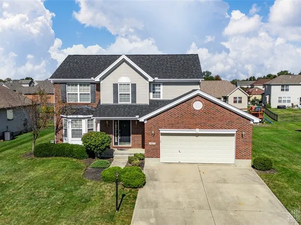 407 Whisperwood Dr, Englewood, OH 45322