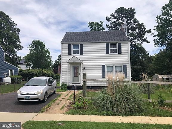 3rd image of 21684 Saratoga Dr
