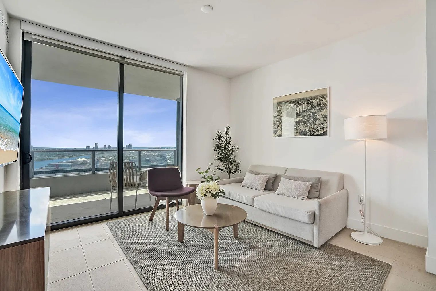 3 bed, 3.0 bath, 441 sqft, $22,756 — Photo 1
