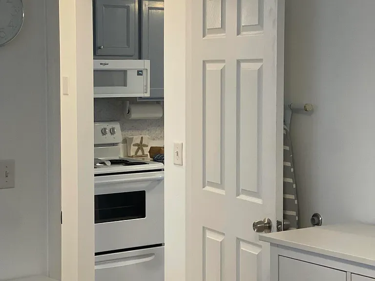 1804 Grand Central Ave #201 — Photo 14
