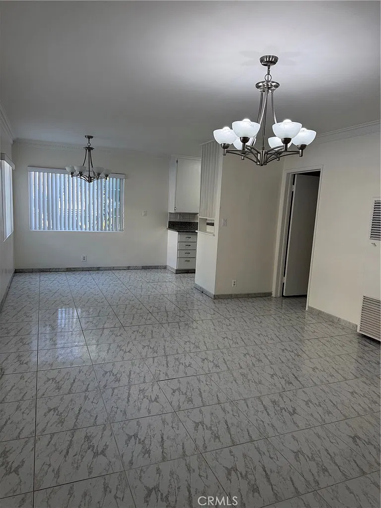 1 bed, 750 sqft, $2,100 — Photo 4
