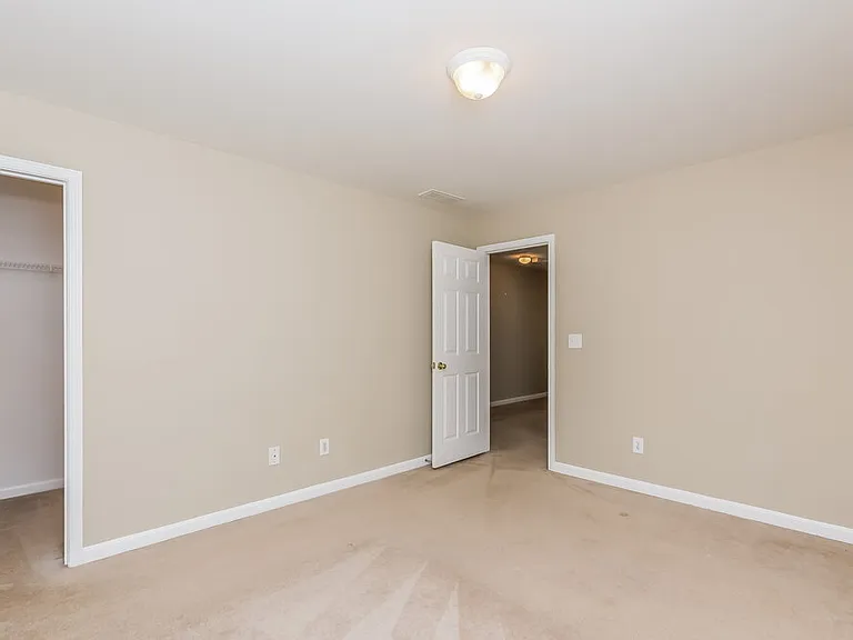 6049 Brookmere Ln — Photo 13