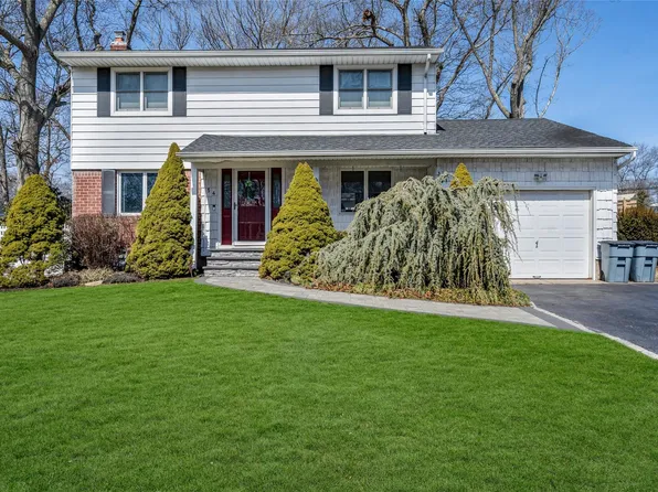 54 Bethany Drive, Commack, NY 11725