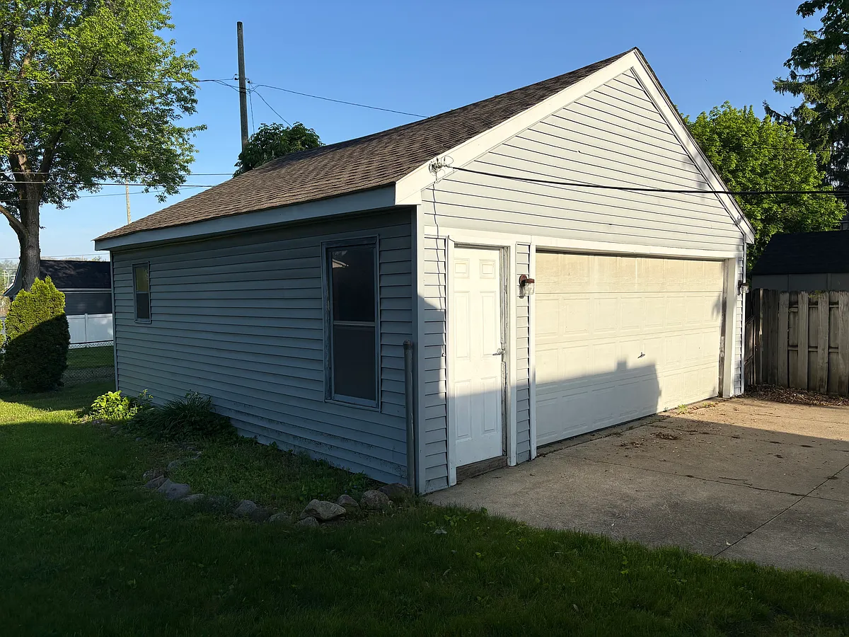 Building Photo - 310 Yerkes St