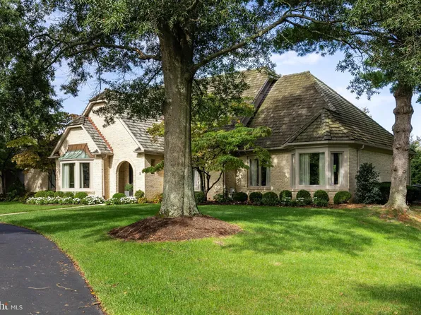 1 Willow Point, Moorestown, NJ 08057