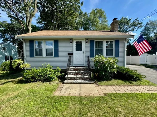 25 Oliver St, Randolph, MA 02368