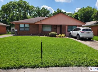 2124 Hickory Ln, Pasadena, TX 77502
