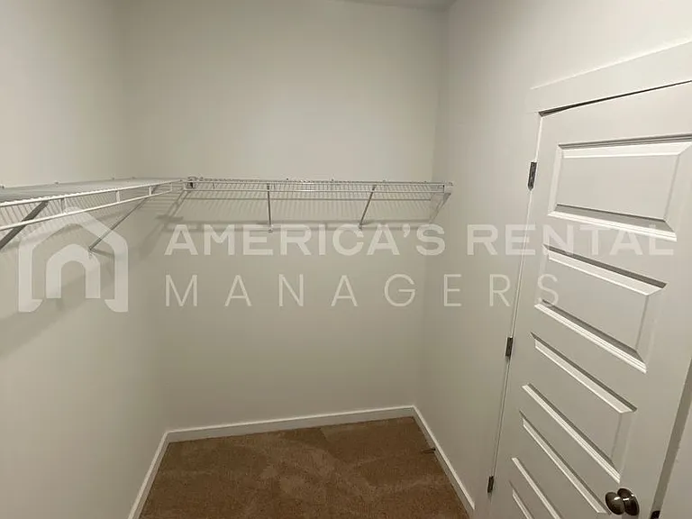 2158 Ellsworth Loop Rd — Photo 22