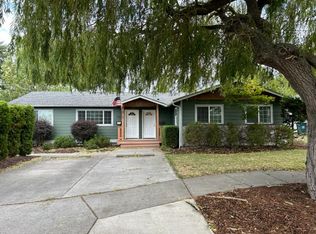 1211 E Indiana St, Bellingham, WA 98226
