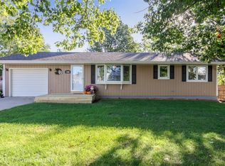 106 S West St, Pleasantville, IA 50225