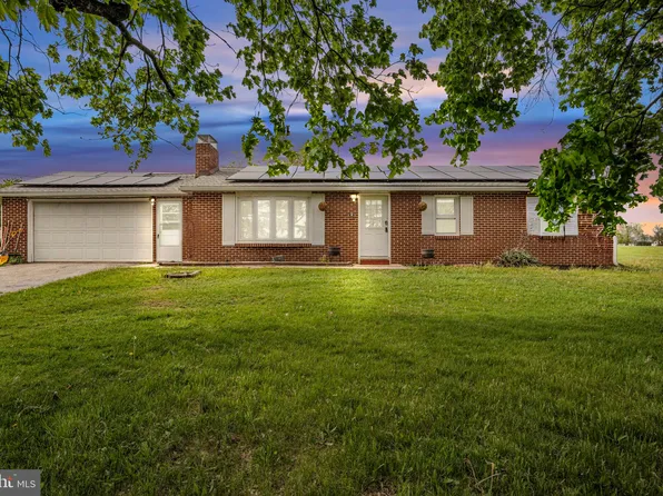 329 Green Spring Rd, Newville, PA 17241